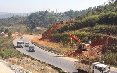 ၂ နှစ်ကျော်ကြာ ပိတ်ထားတဲ့ ဘားအံ - ကော့ကရိတ် - မြဝတီ အာရှလမ်းမကြီး ပြန်ဖွင့်ပြီ