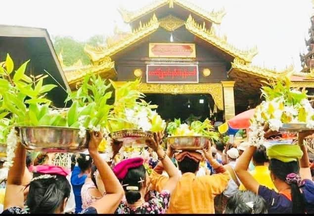 တောင်ပြုံးပွဲမှာ ယခင်နှစ်တွေထက် ခိုးဆိုလုယက်မှုတွေများနေပြီး ပြည်သူ့စစ်တွေကို တိုင်ပေမယ့် ကိုယ်ဖြစ်ကိုယ်ခံလို့သာ ပြန်လည်ပြောဆို