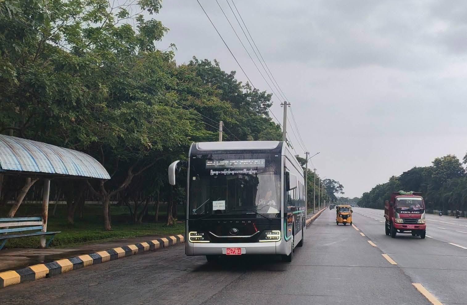 နေပြည်တော်မြို့တွင်း ခရီးစဥ်အတွက် EV Bus ကားလိုင်းကို တစ်ရက် (၄) ခေါက် စတင်ပြေးဆွဲနေ