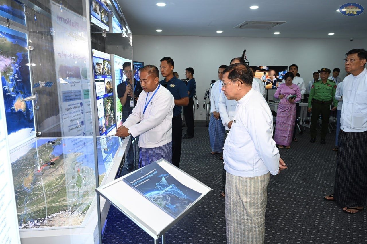 အာကာသ မသွားခင် ရေနုတ်မြောင်း အရင်ရှင်းပါလို့ ရေဘေးသင့် ပြည်သူတွေ မင်းအောင်လှိုင်ကို ပြောဆို