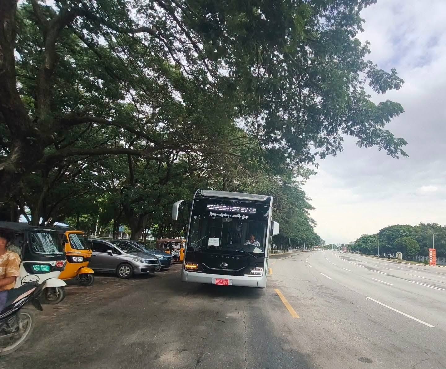 နေပြည်တော်မြို့တွင်း ခရီးစဥ်အတွက် EV Bus ကားလိုင်းကို တစ်ရက် (၄) ခေါက် စတင်ပြေးဆွဲနေ