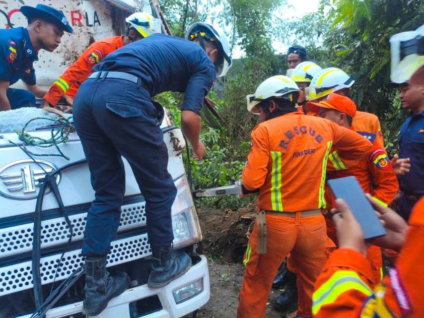 မန္တလေးတိုင်းမှာ ၂ ရက်အတွင်း ယာဉ်တိုက်မှုတွေ ၃ ကြိမ် ဖြစ်ပွားခဲ့ပြီး အမျိုးသား ၃ ဦး ဒဏ်ရာရကာ ၁ ဦး စိုးရိမ်ရ