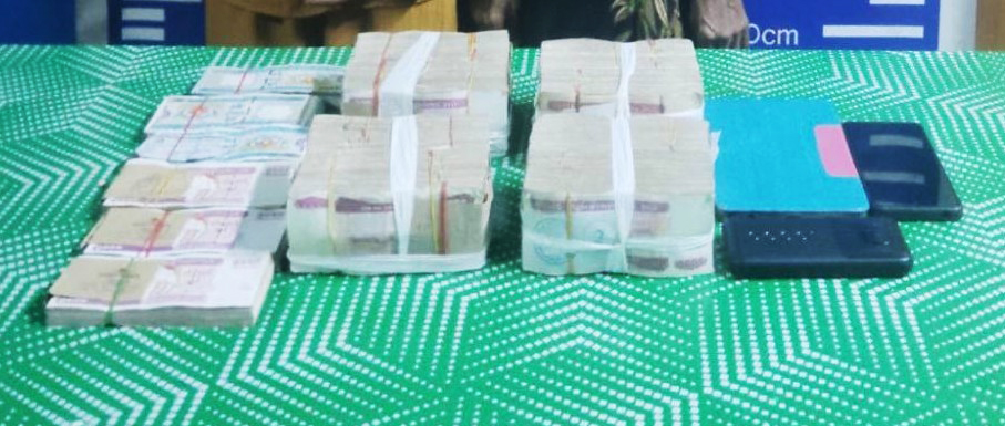 အိမ်ရှင် အမျိုးသမီးကို သတ်ပြီး လက်ဝတ်ရတနာတွေ လုယက်ယူဆောင်ခဲ့သူ အိမ်အကူ သားအမိကို ဖမ်းဆီးရမိ