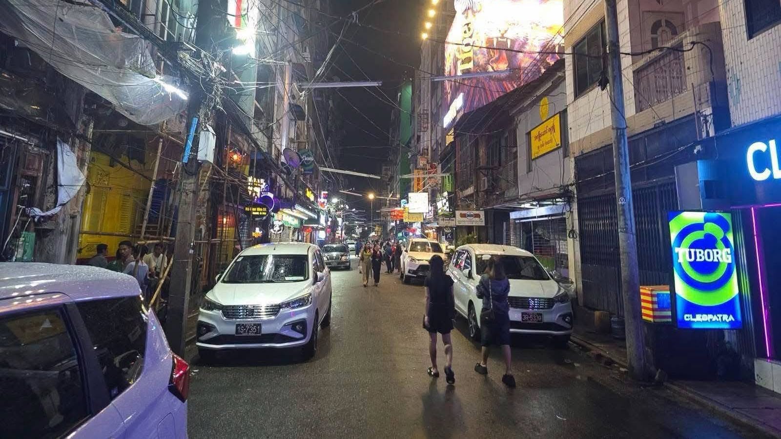 ရန်ကုန်နဲ့ မန္တလေးမှာ ညဘက် လမ်းသွားလမ်းလာတွေကို ပေါ်တာဆွဲဖမ်းဆီးမှု ဆက်တိုက်ဖြစ်နေ