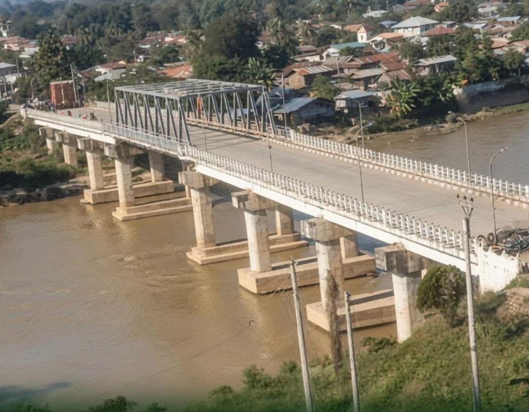 သီပေါတံတား ပြန်ဖွင့်လိုက်ပြီလို့ သတင်းတွေ ထွက်ပေါ်နေပေမယ့် မြေပြင်မှာ ဖြတ်သန်းခွင့်မပေး