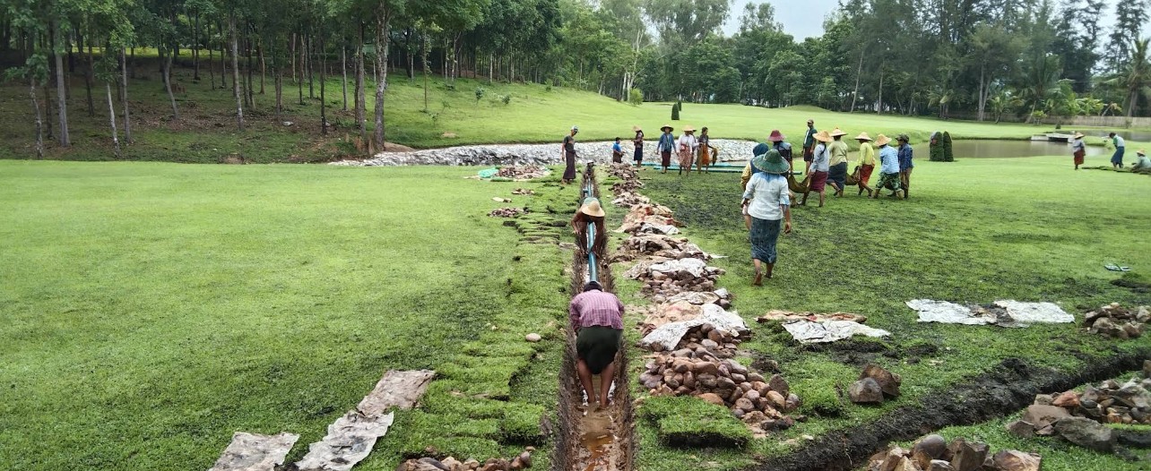နေပြည်တော် ရေပြာဂေါက်ကွင်း တာဝန်ခံ ဗိုလ်မှူးက လုပ်အားခ ခေါင်းပုံဖြတ်နေပြီး သူ့ကိုတိုင်ရင် PDF တွေဆီကို သတင်းပေးကာ သတ်ခိုင်းမယ်လို့ ခြိမ်းခြောက်