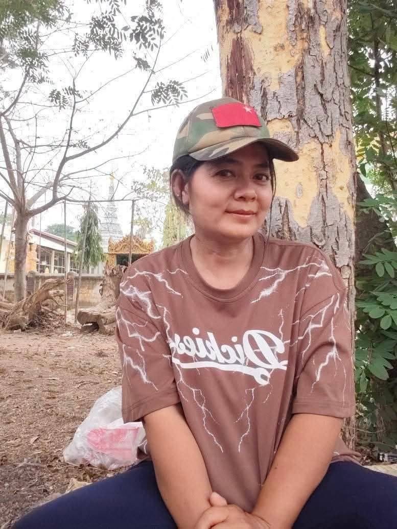 ရဲဘော်အချင်းချင်း စကားများပြီး သေနတ်လုကြရာက ကျည်ထွက်ကာ တိုက်နယ် ပကဖ တာဝန်ခံ အမျိုးသမီး အမရာမောင် ကျဆုံး
