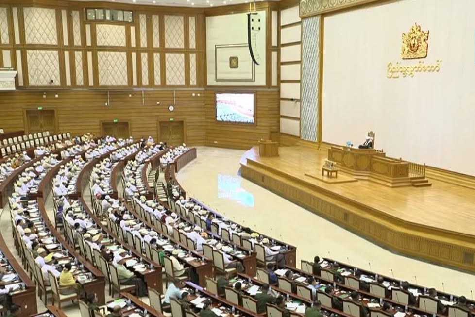 စစ်မှုထမ်း အပတ်စဉ် ၂၇ အတွက် လူငယ်တွေကို စတင်ဖမ်းဆီးနေပြီး လူအစားထိုးခွင့်ပဲ ရမယ်လို့ဆို